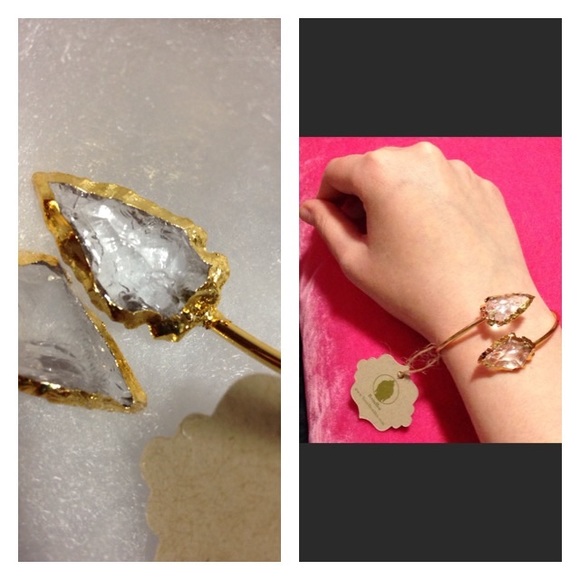 Bondhu Crystal Arrowhead Bangle, 24K gold plated! - Picture 8 of 8